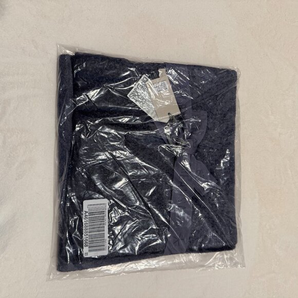 New! Barefoot Dreams CozyChic Lite Confetti Scarf Deep Sea Blue Indigo - Picture 6 of 6